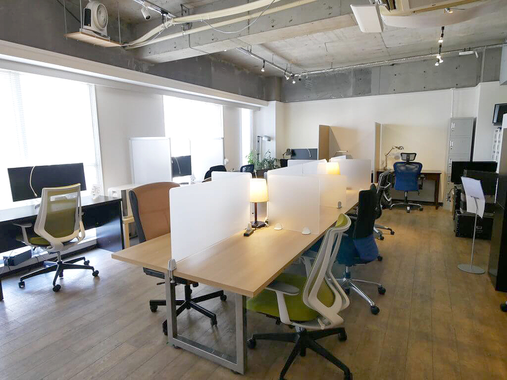 おしゃれなコワーキングスペースPAOの室内